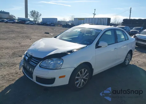 2010 Volkswagen Jetta Limited Edition from USA, damaged, VIN 3VWRZ7AJ1AM162230
